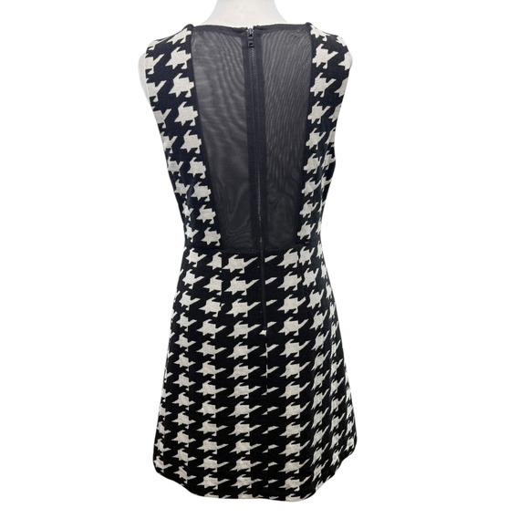 Alice + Olivia Everleigh Houndstooth Shift Dress Size 6 Black White Sleeveless - Picture 5 of 7